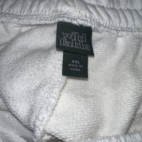 Wild Fable Women's Mid-Rise Cargo Sweat Shorts - White XXL NWT - Picture 8 of 9